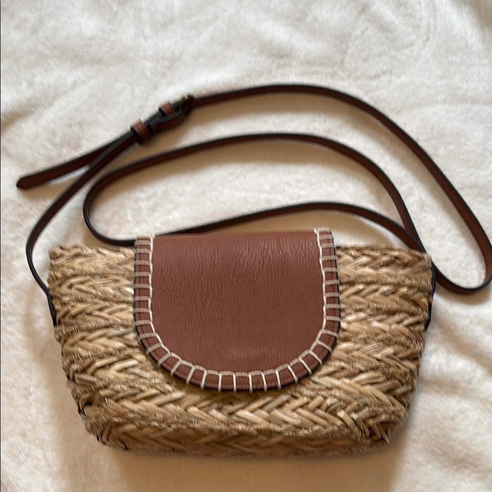 Universal Thread Brown and Tan Crossbody Bag